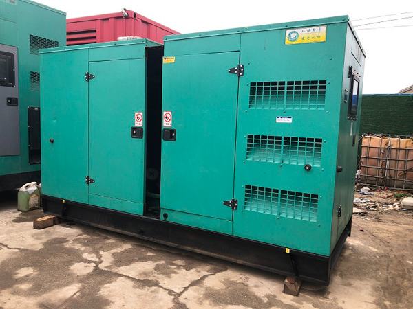 盐湖怎样合理控制磷酸铁锂蓄电池的充放电倍率以延长其使用寿命？