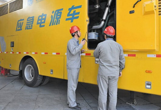 盐湖如何清理被灰尘覆盖的机油散热器？